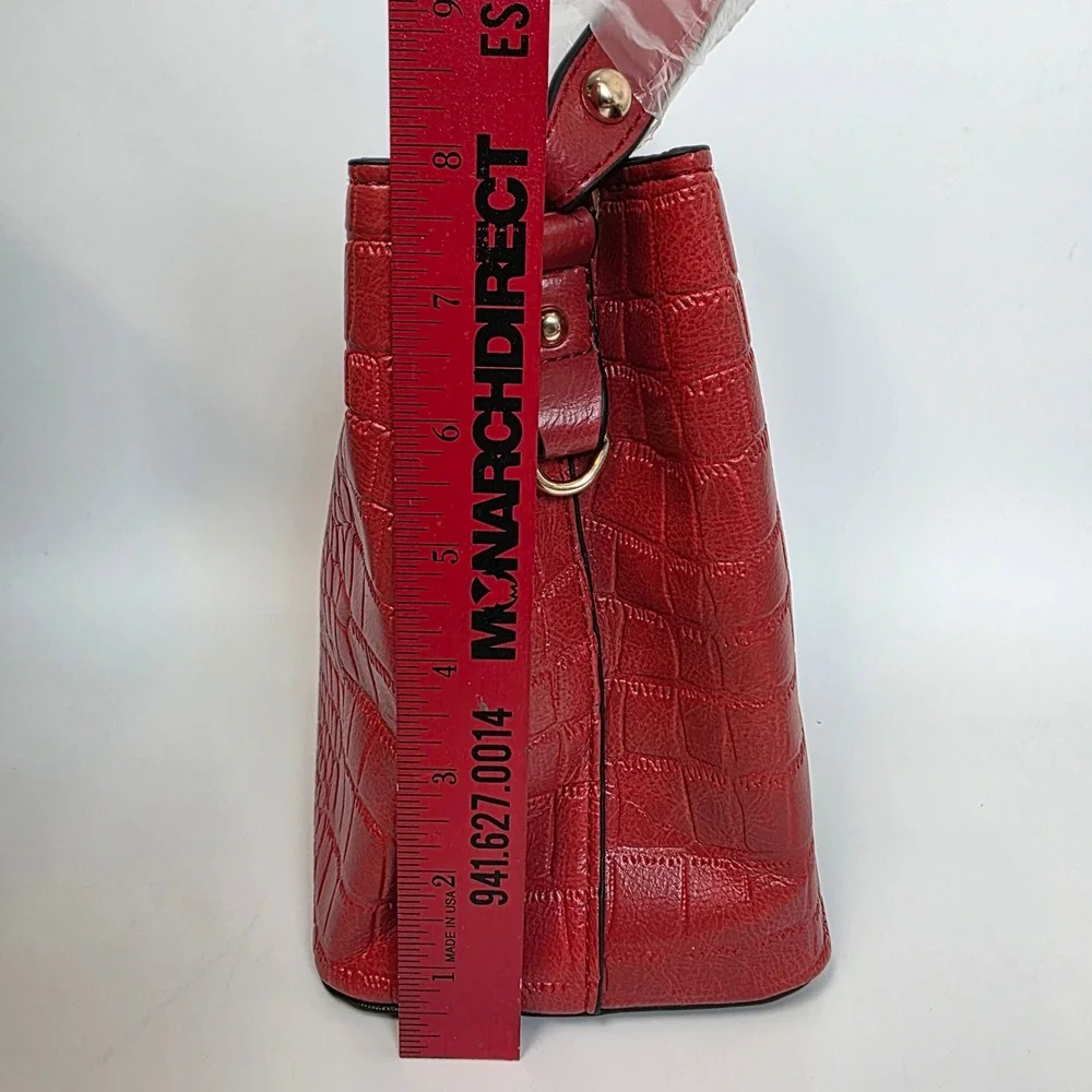 Red Crocodile Embossed Vegan Leather Bucket Bag Top Handle Crossbody Bag Gold